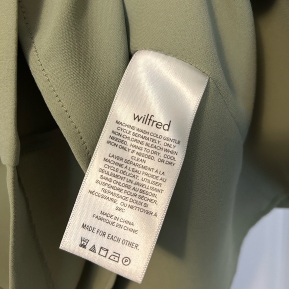 Aritzia Wilfred Novella Dress - Picture 4 of 4